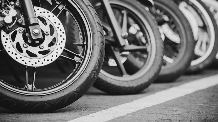 Marcas de pneu de moto para você investir