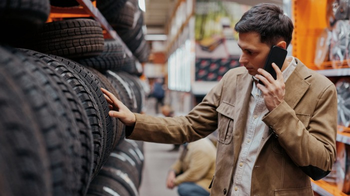 Pneus de marcas diferentes afetam a estabilidade do carro?