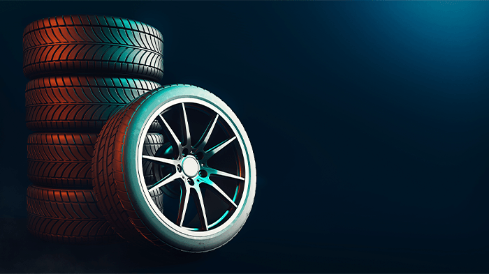 Pneus de moto vs pneu de carro: quais as vantagens de ter uma moto quando se fala de pneus?